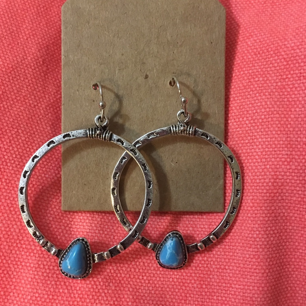🟣 2 For 25.00🟣🆕 Boho Vintage Drop Earrings!NWOT